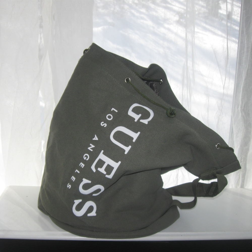 GUESS Los Angeles Bag Sack Carry On Green